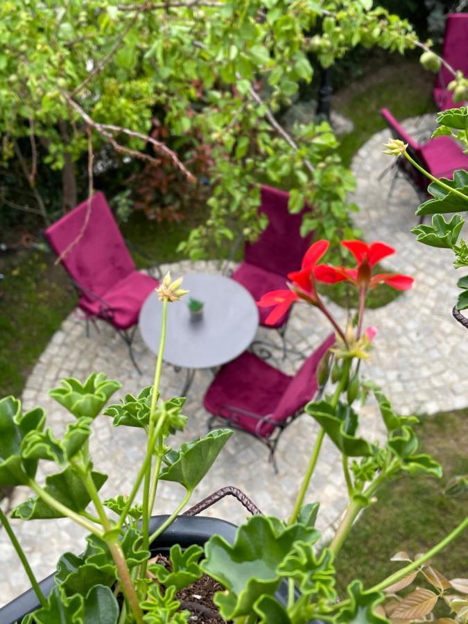 Etnomania Boutique Hotel Pristina Extérieur photo