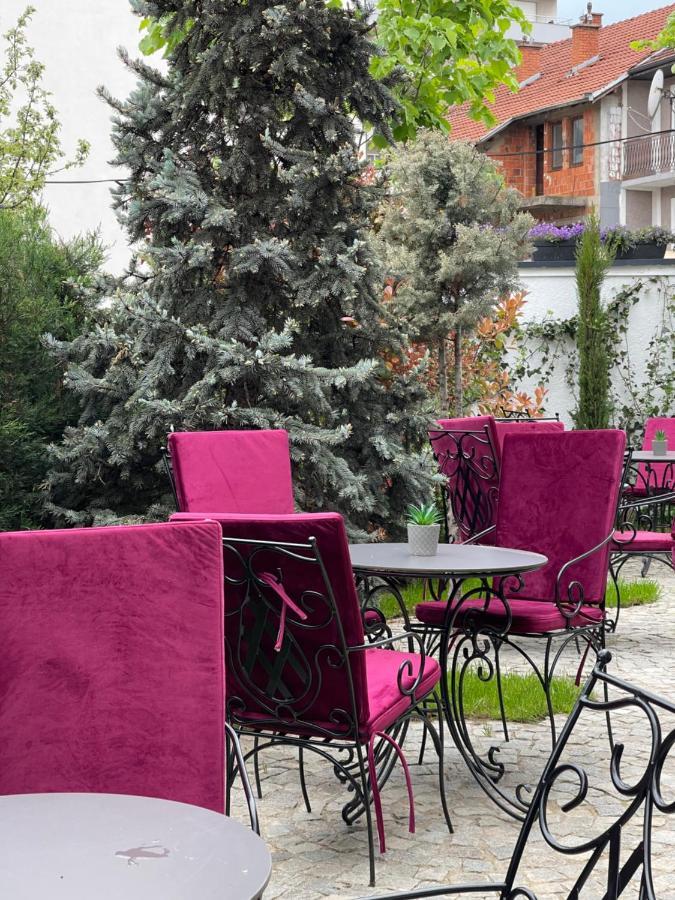 Etnomania Boutique Hotel Pristina Extérieur photo