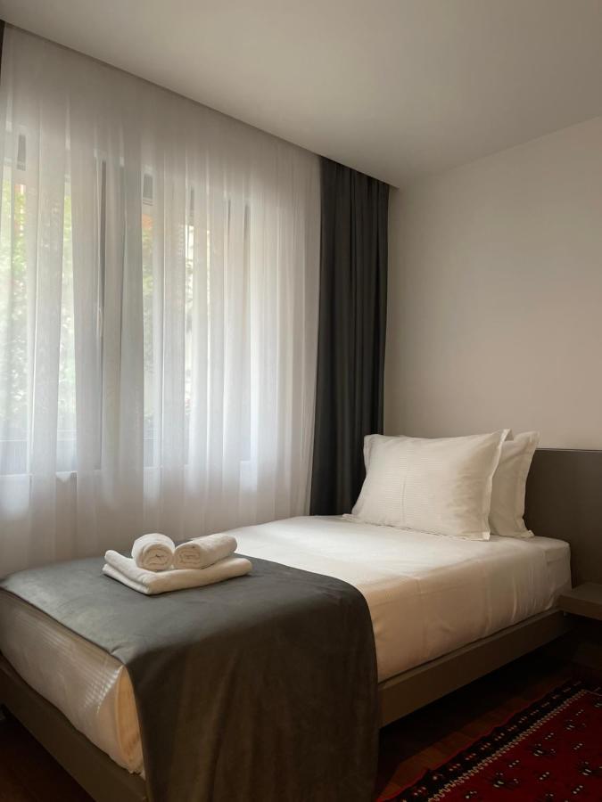 Etnomania Boutique Hotel Pristina Extérieur photo