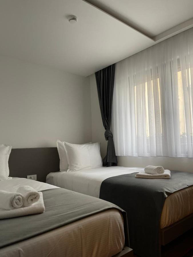Etnomania Boutique Hotel Pristina Extérieur photo
